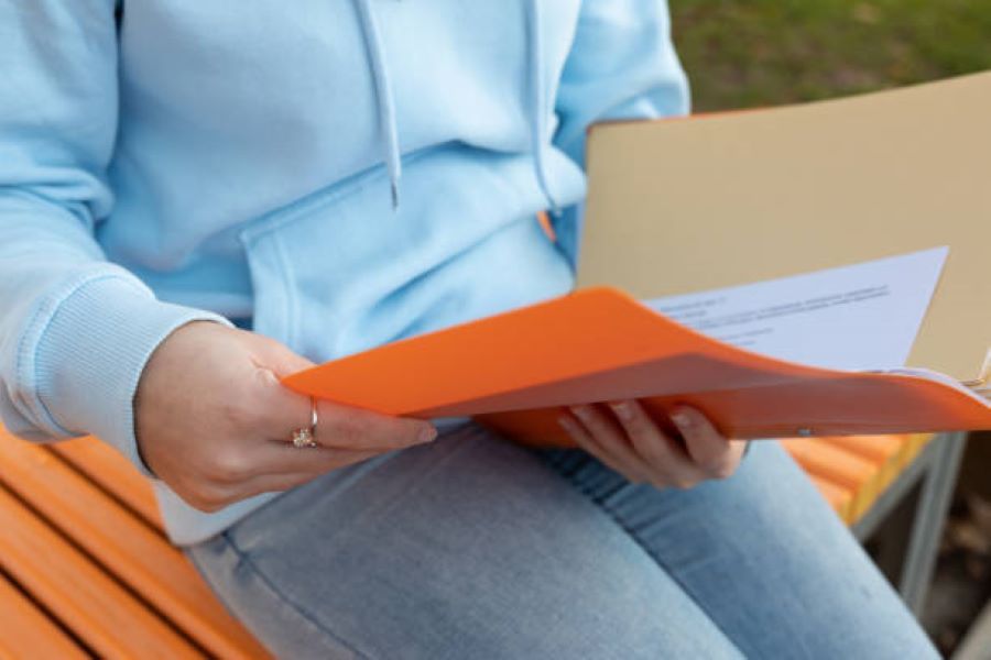 is degree final year students eligible for appsc group 2